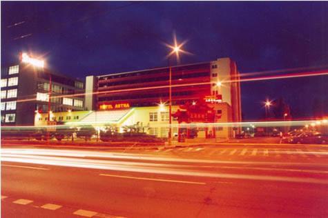 Hotel Astra Bratislava Exterior foto